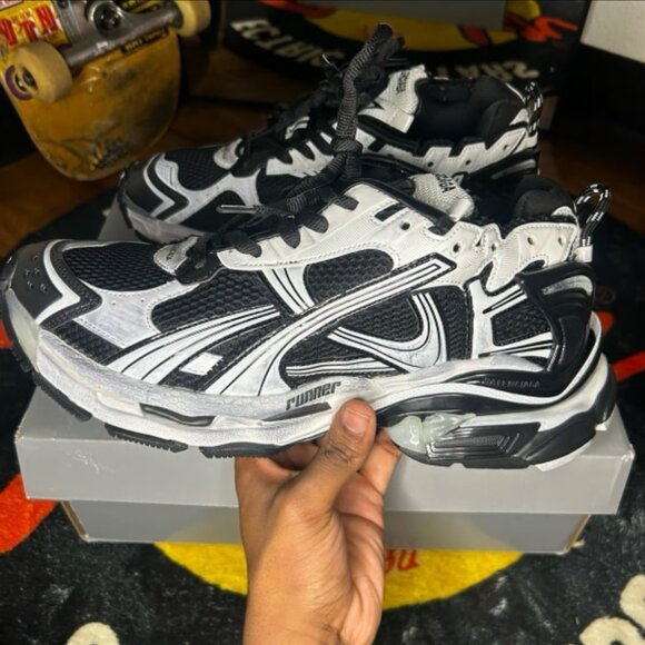Balenciaga Runners black/white (size 9 men) - Picture 6 of 6
